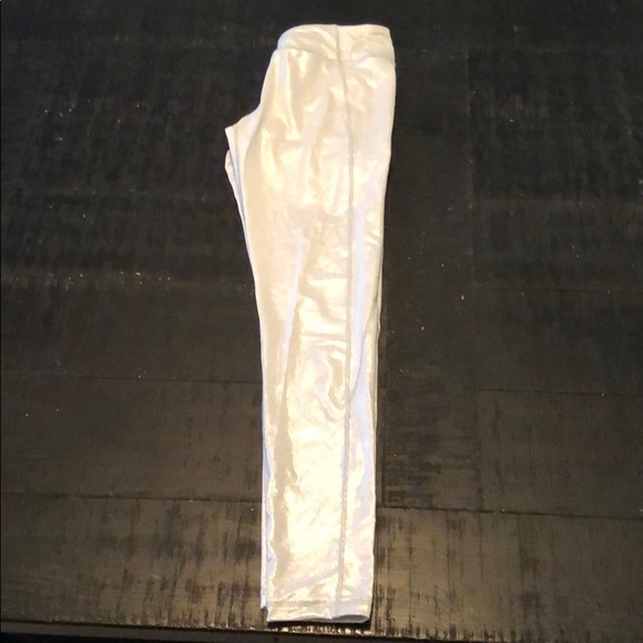 Victoria Secret Knockout Workout Leggings - Picture 2 of 3